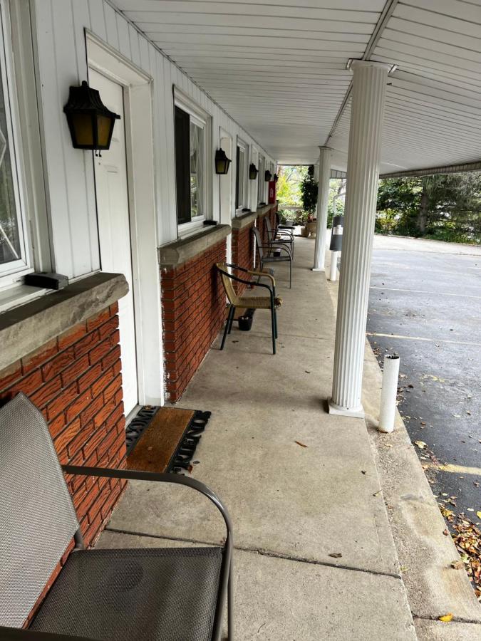 Hopwood Motel Uniontown Exterior foto