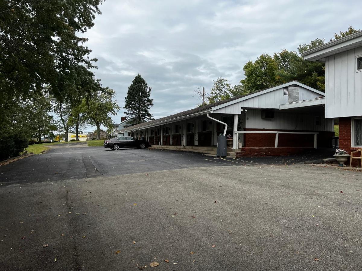 Hopwood Motel Uniontown Exterior foto